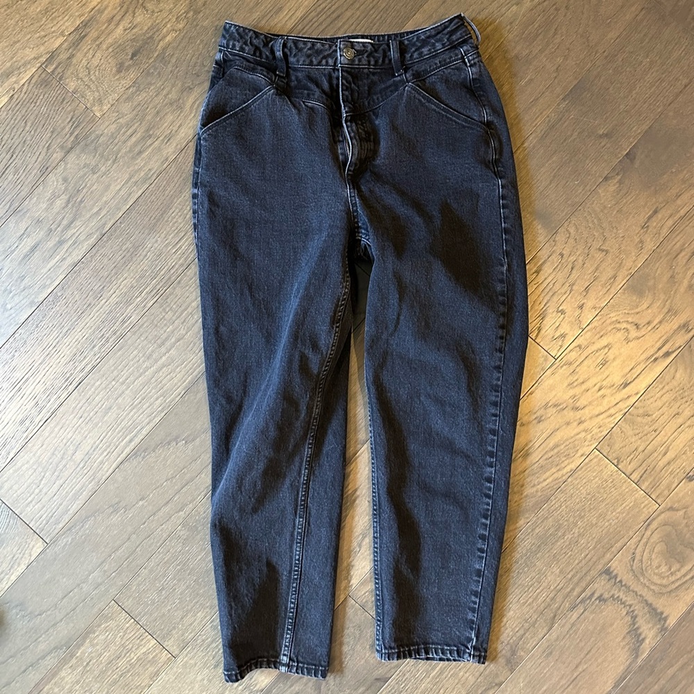 Guess Women's Black High Rise Mom Jeans - Picture 4 of 4